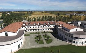 Hotel Novarello